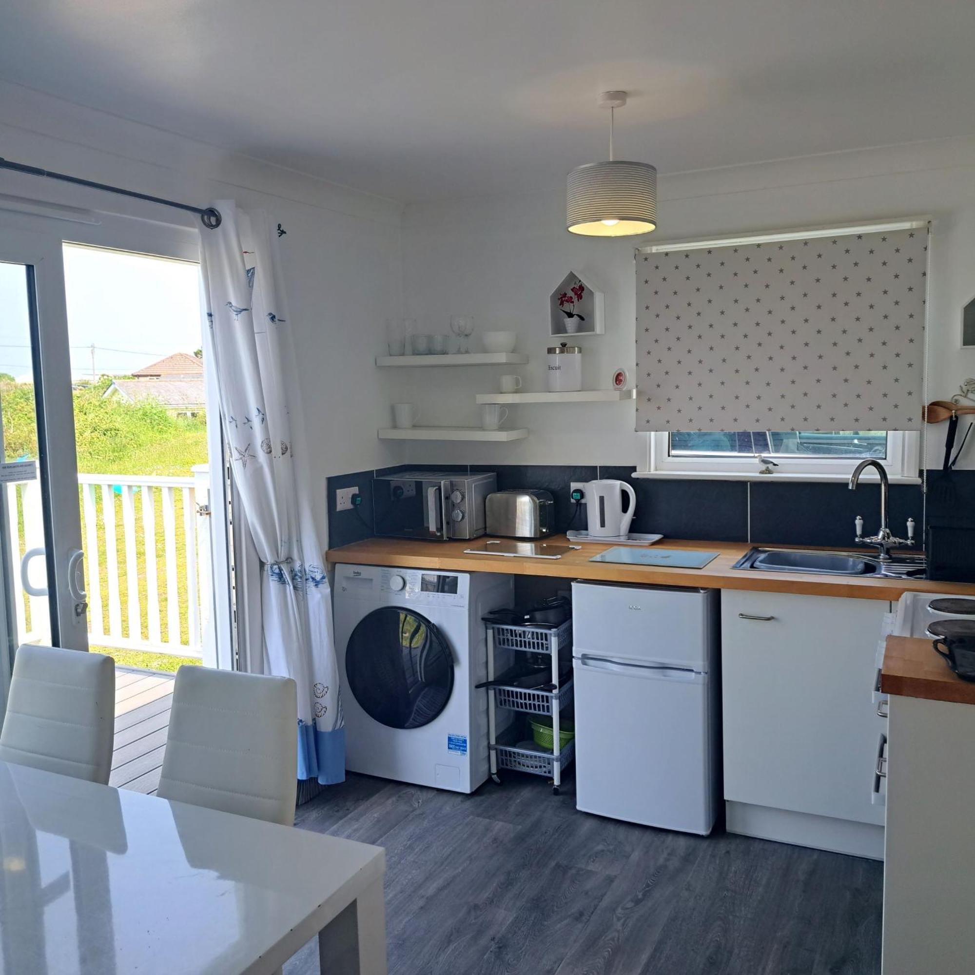 Villa F24 Glenara, Riviere Towans à Hayle Extérieur photo